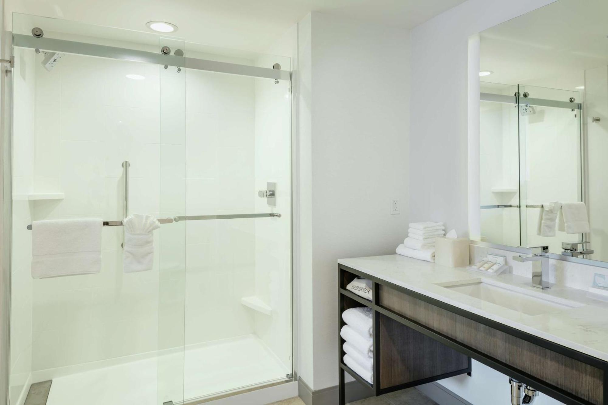 Hilton Garden Inn Wenatchee, Wa Екстериор снимка