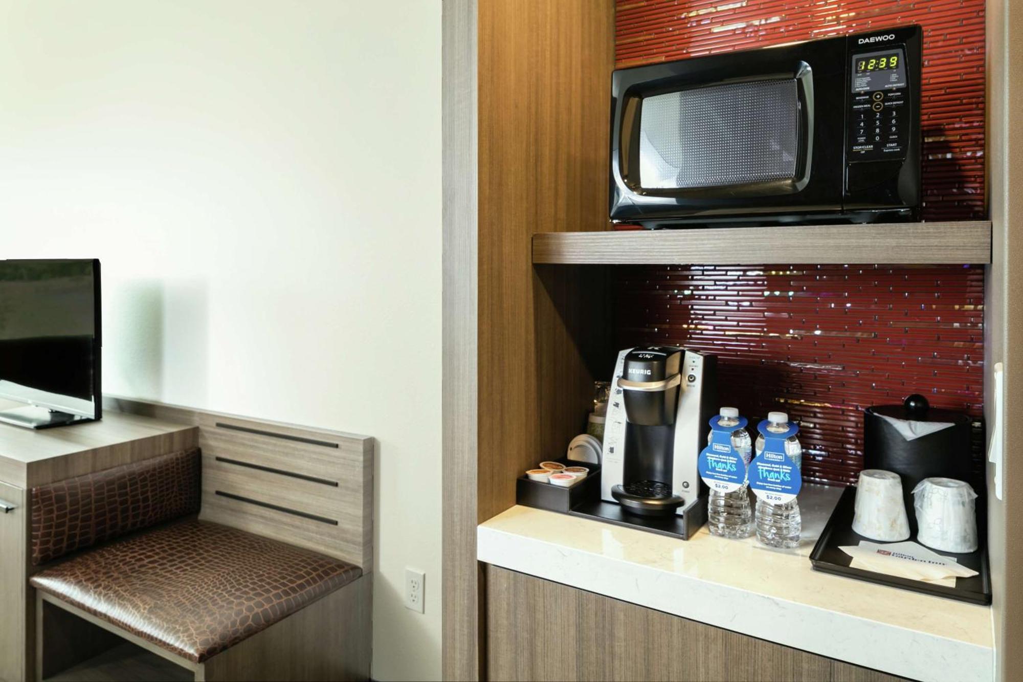Hilton Garden Inn Wenatchee, Wa Екстериор снимка