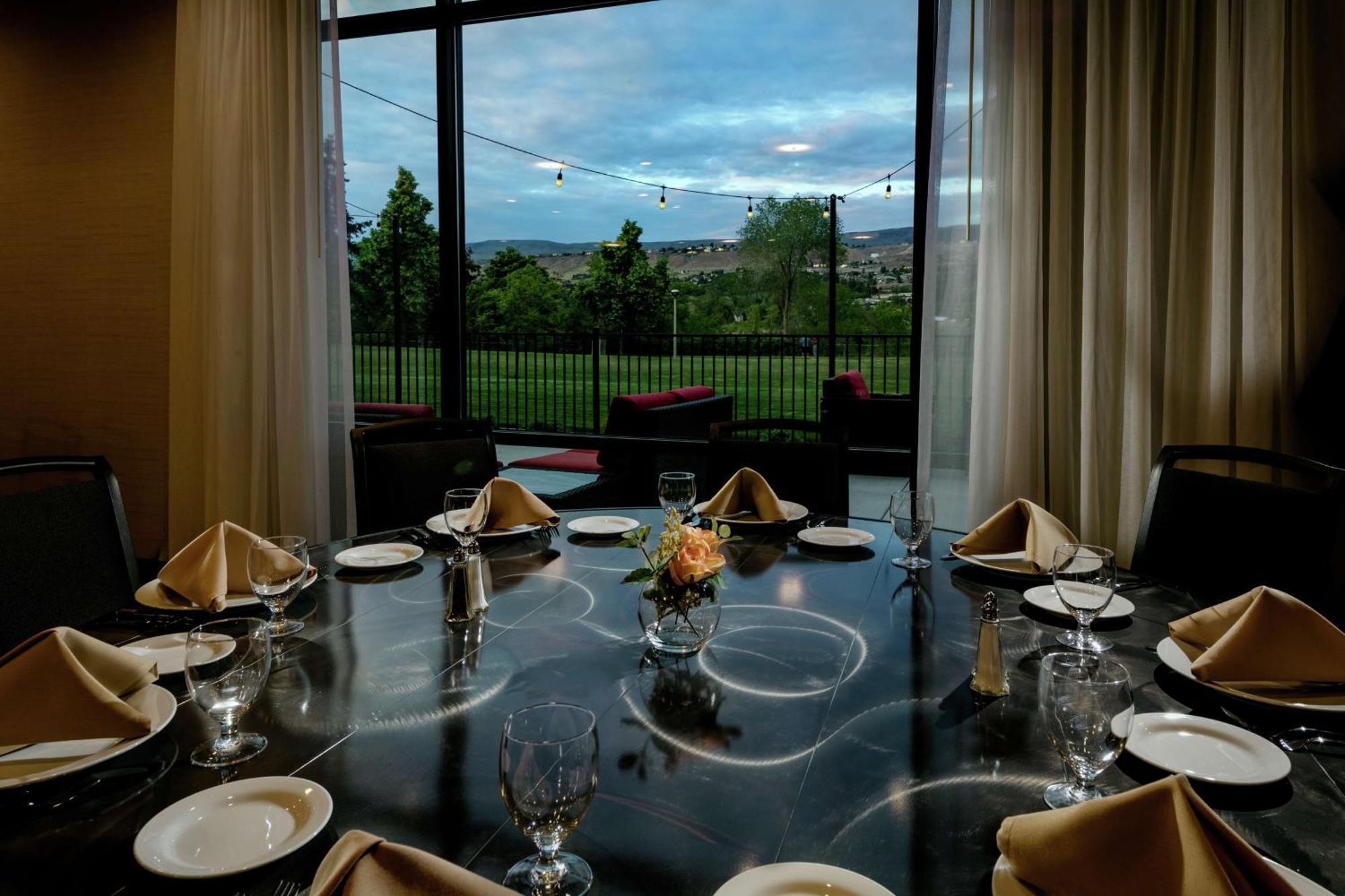 Hilton Garden Inn Wenatchee, Wa Екстериор снимка