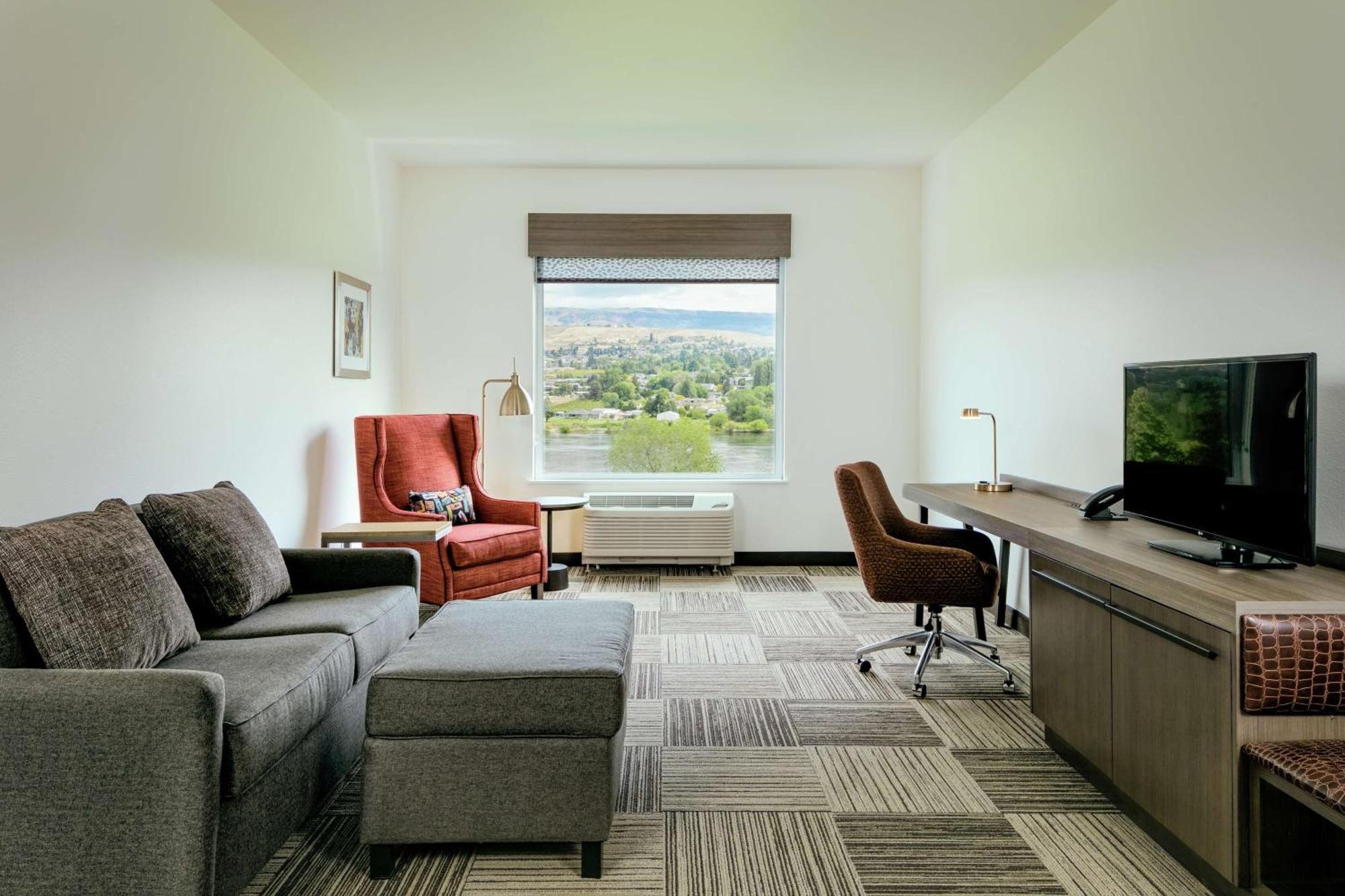 Hilton Garden Inn Wenatchee, Wa Екстериор снимка